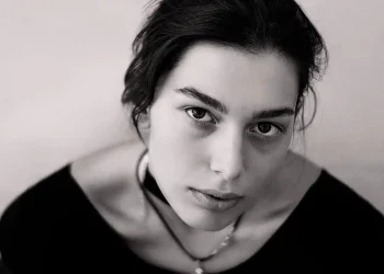 How to Make Aloe Vera Gel at Home – DIY Aloe Vera Gel & Thickening Tips