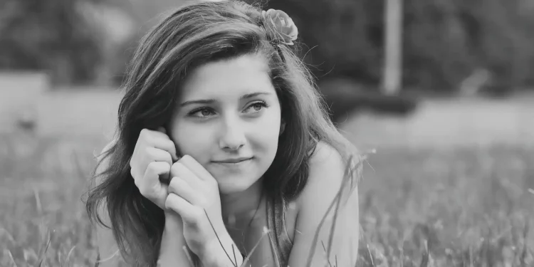 Why Aloe Vera Gel Changes Color – Red, Pink, Brown & More Explained